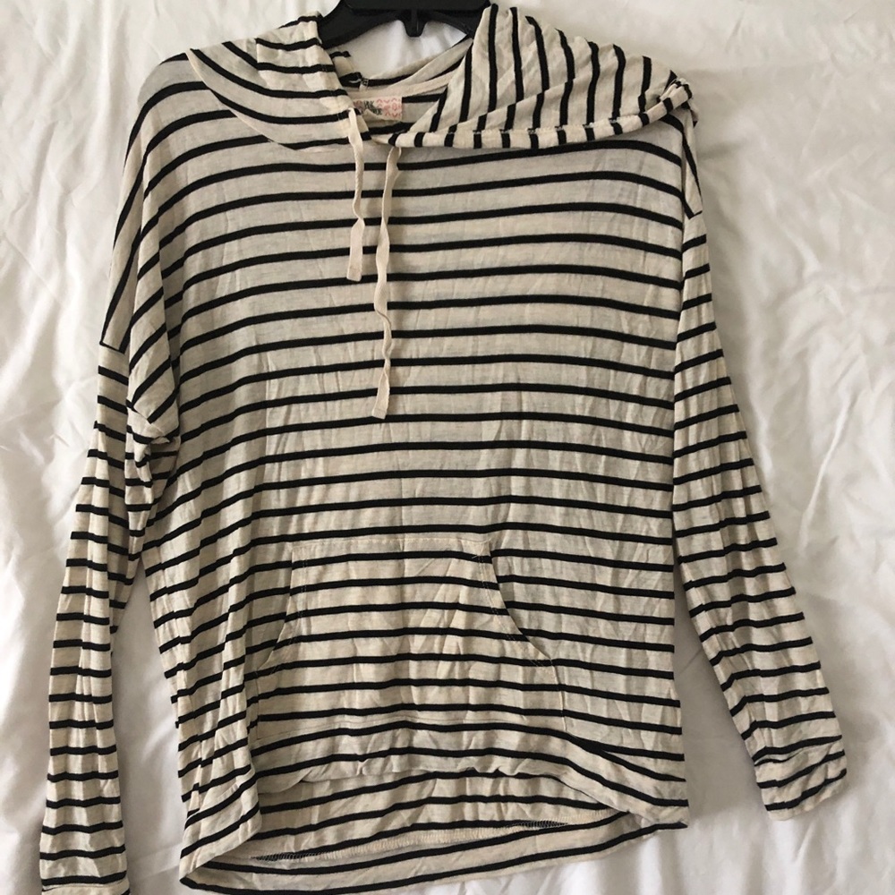 Lightweight stripped hoodie